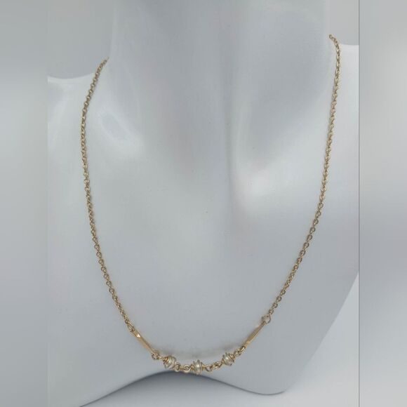 Vintage avon pearl delight necklace - Picture 2 of 3